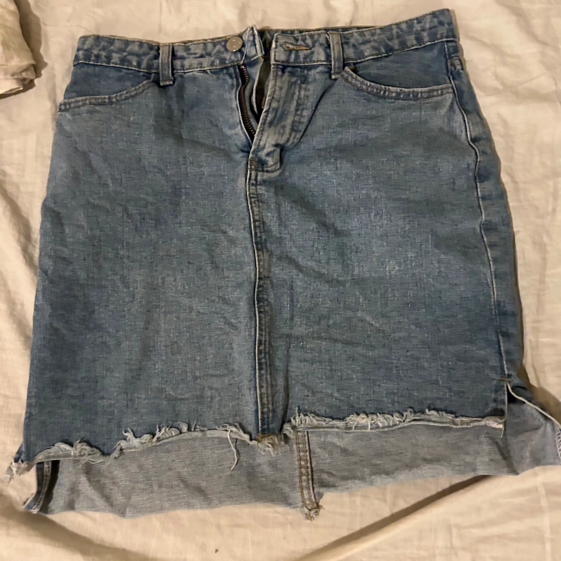 Gullig jeanskjol  - 91