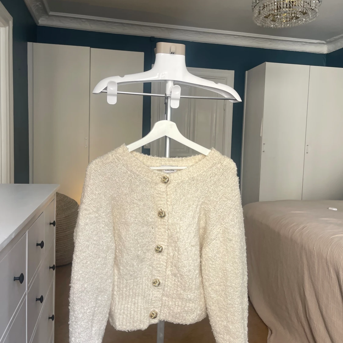 Bouclé cardigan & other stories  - 91