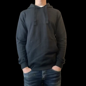 Resteröds hoodie - Säljer nu denna Resteröds hoodie i nytt skick med tagg storleken är S. Hör av dig om du har några frågor!