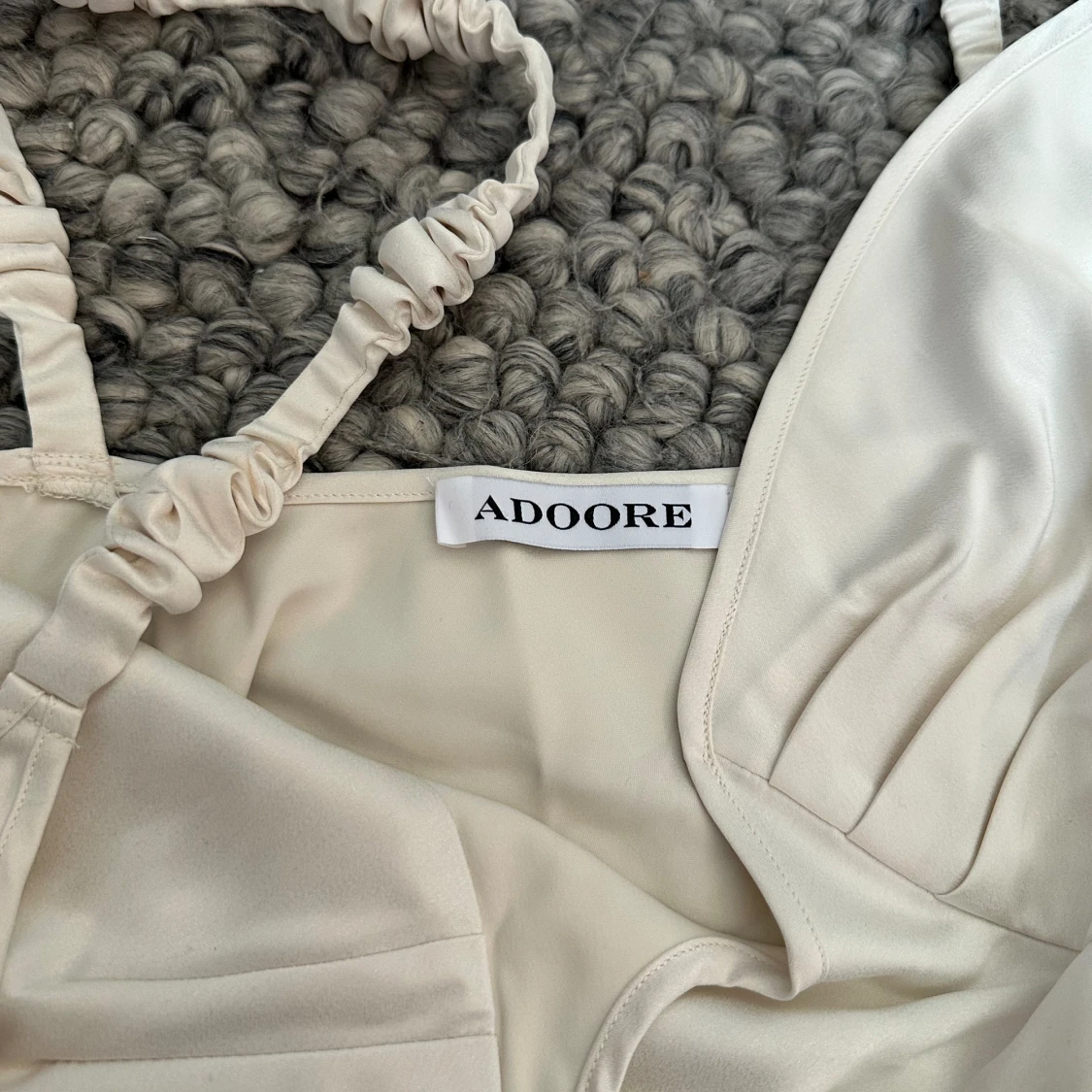 Adoore linne  - 90