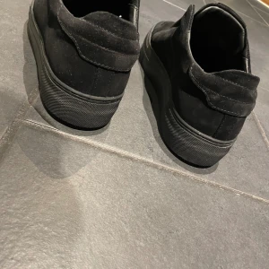  Clean 360 Laceless Arigatos - Bra skick😁 Boxen till dojorna finns också kvar, betalning sker via Swish!