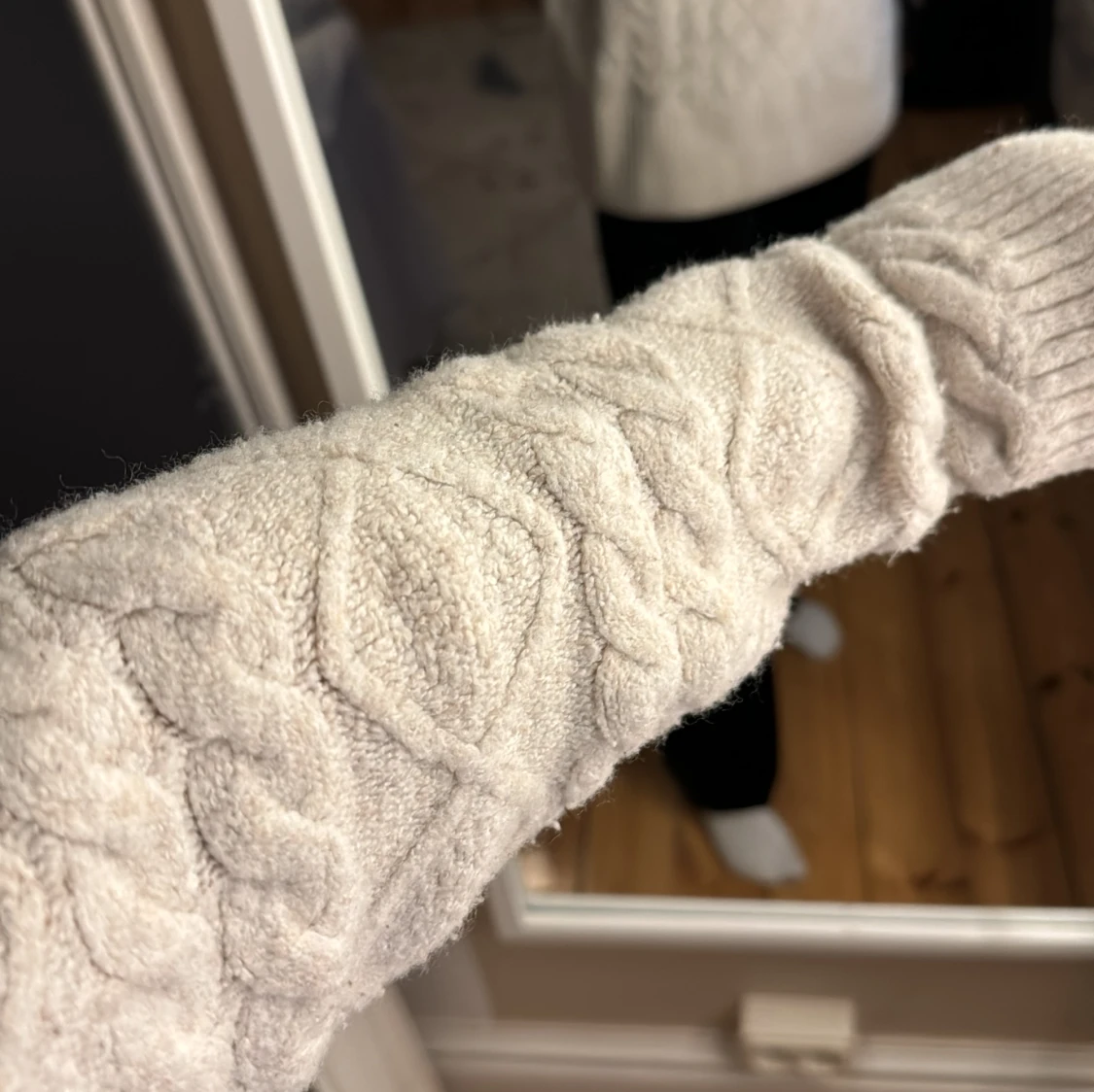 Stickad tröja från HM  - 91