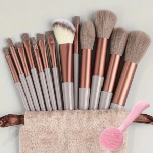 13 13st sminkborstar med påse och en skonsam. - Dessa är så söta och så mjuka , perfekta för alla sorters smink precis som bilden.   Snabb leverans .