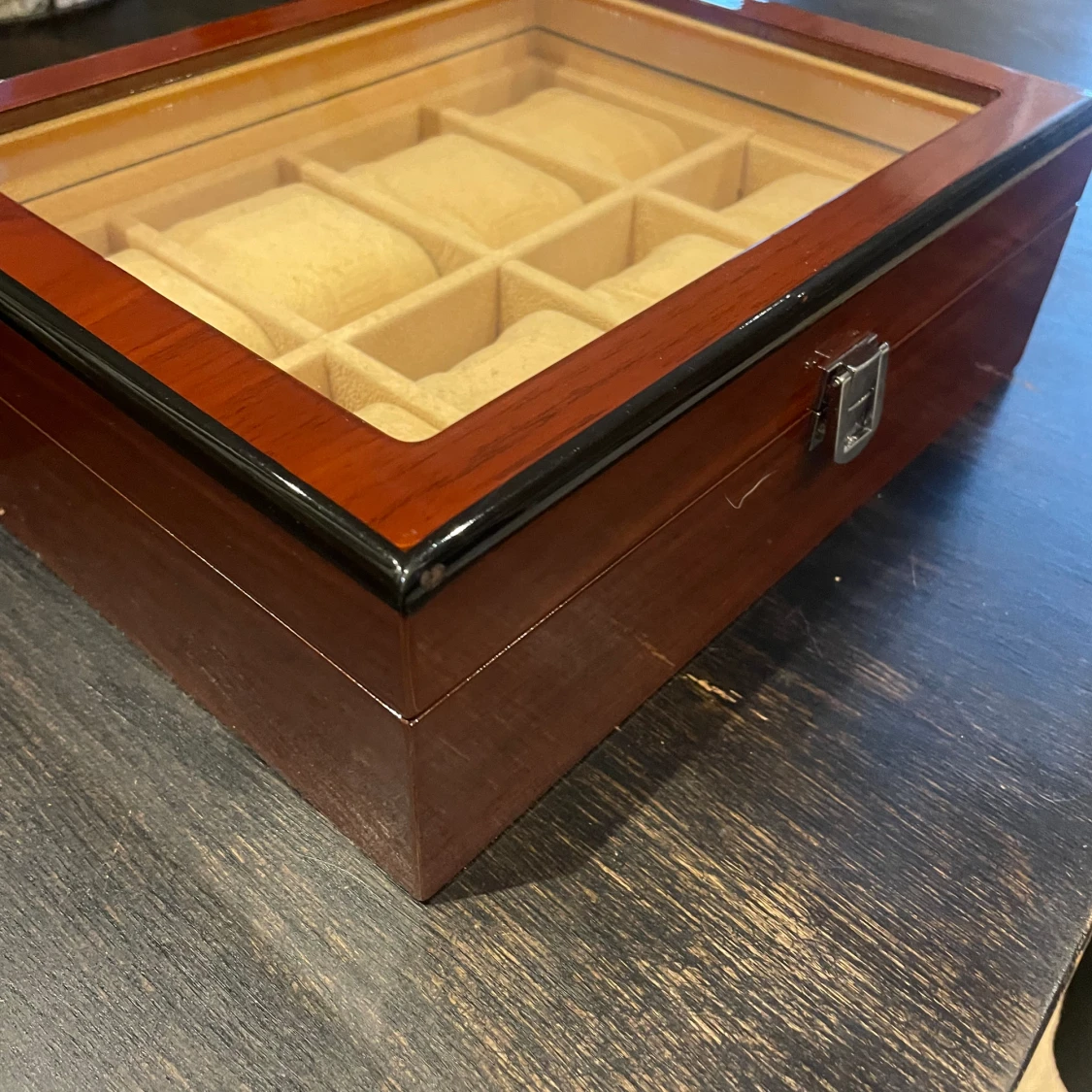 Klocklåda 8st klockor