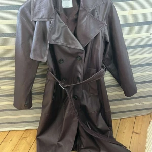 Bershka kappa använd 1 gång - Jätte bra skick  Möts upp i malmö 