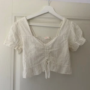 Volang topp - Vit topp från romwe storlek S🤍