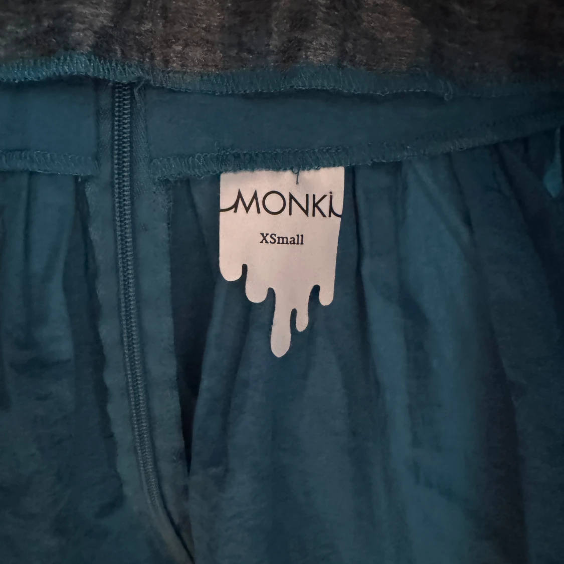 Ibby skirt från Monki - 90