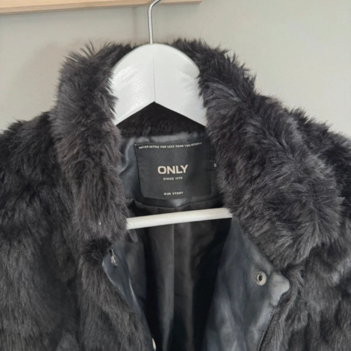 Fuskpäls jacka  - 91