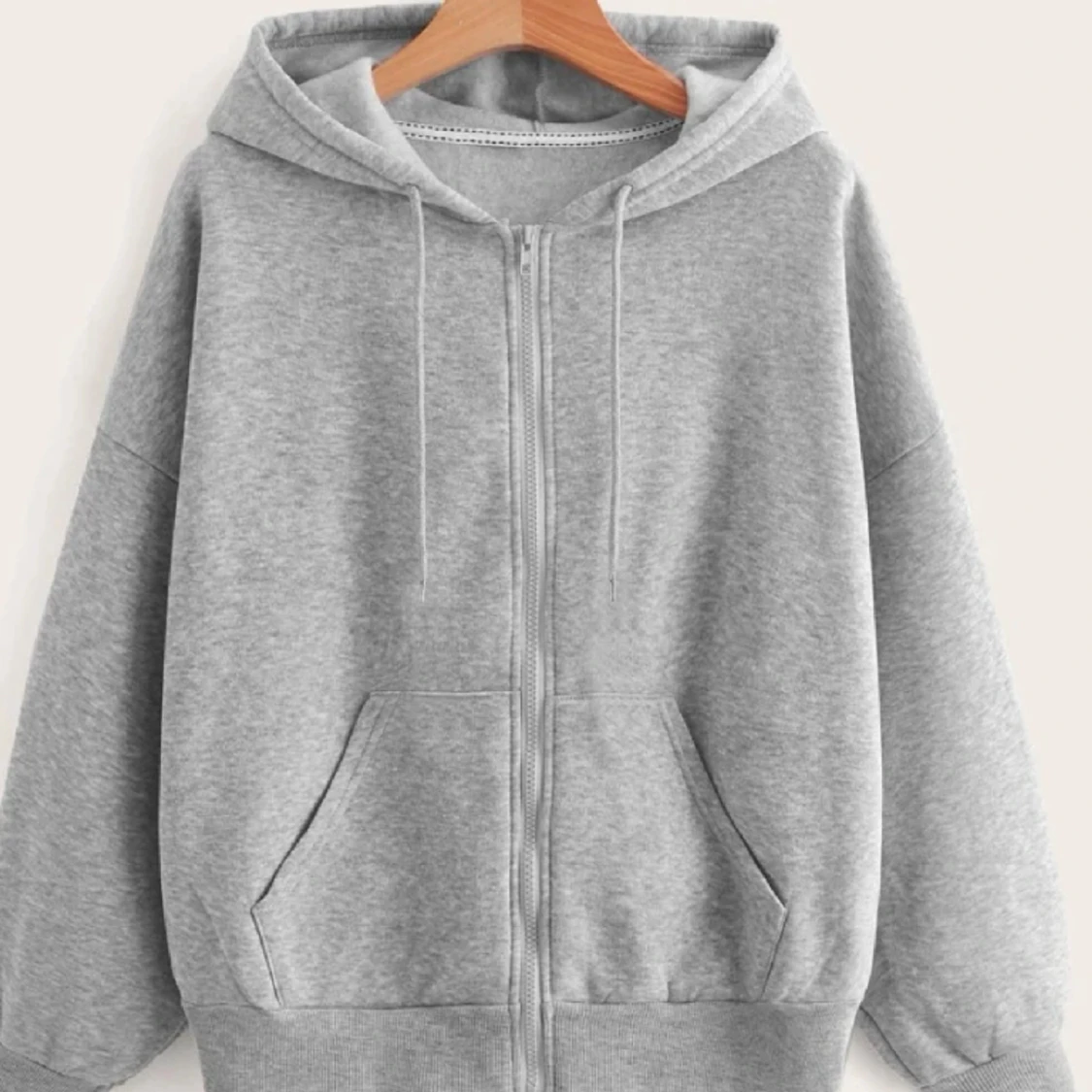 Grå zip hoodie