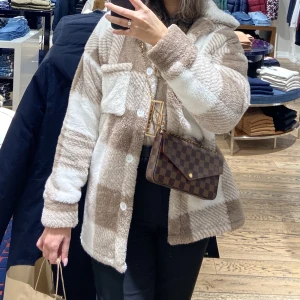 Teddyjacka - Sparsamt använt, i felfritt skixk