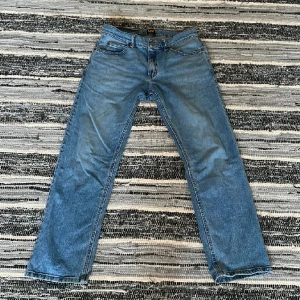 Lee jeans - Säljer pågrund av att dom inte används!💖