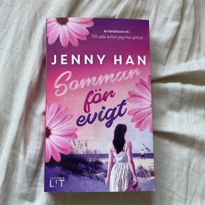 Bok: Sommaren för evigt  - Den sista boken av triologin skriven av Jenny Han.   (Säljs för 79kr) (Köp alla tre böcker för 150kr)