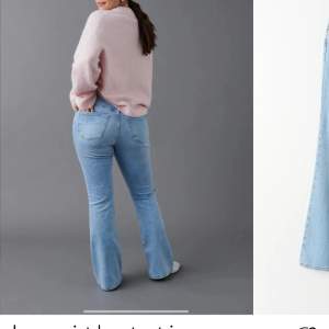 Low Waist bootcut jeans i ljusblått från Gina. Använd fåtal gånger och köptes för 2 månader sen. Säljer för att de är för stora för mig nu. 