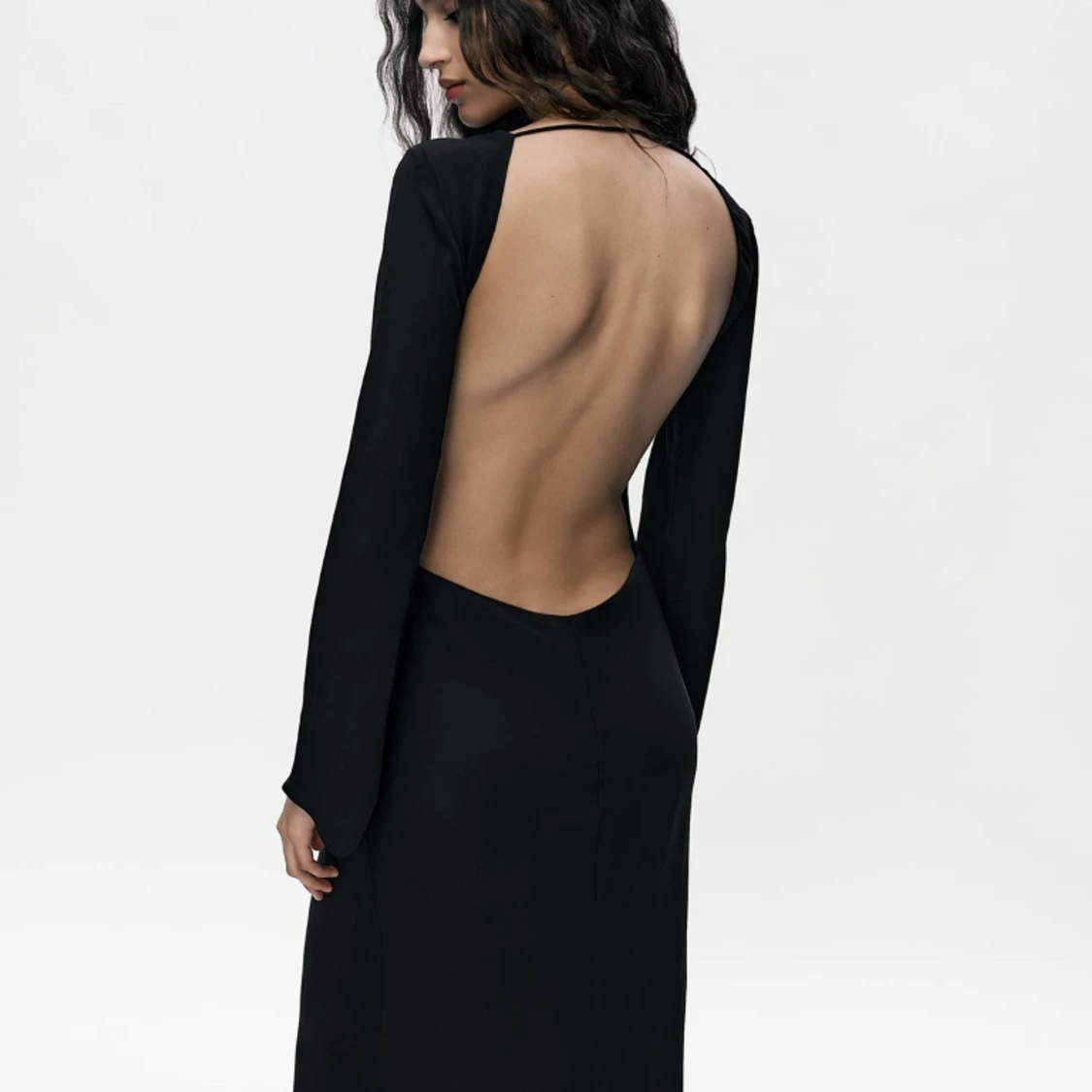 Svart maxiklänning från zara strl S - 90