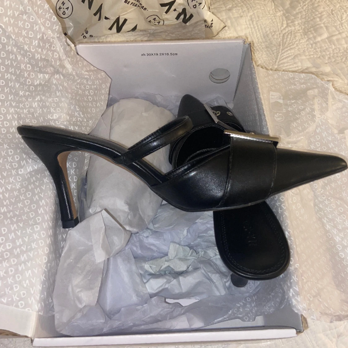 Klackskor med spännen - 91