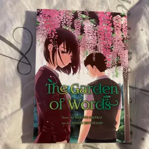 The garden of words manga som är köpt från Akademibokhandeln för 189kr