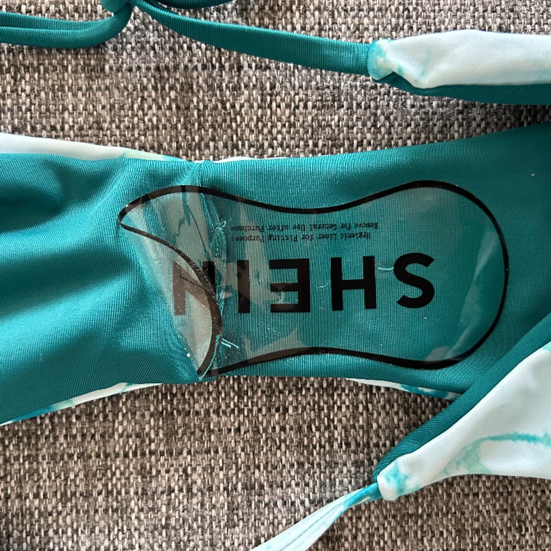 Oanvänd bikini - 90