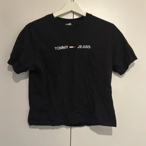 Tommy jeans T-shirt  - Storlek XS, använd fåtal gånger. 