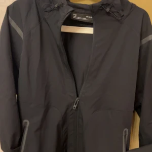 Under armor jacka - Ny med prislapp 12/10🤩 