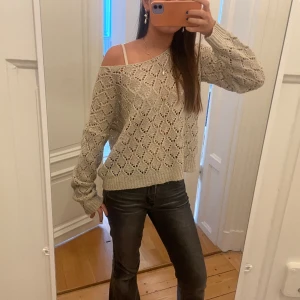 Stickad tröja - Sjukt najs stickad tröja🧡 storlek s! möts upp eller postar 