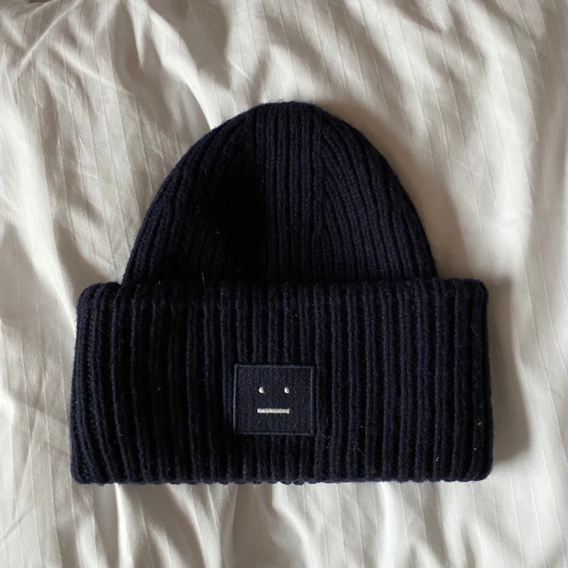 Acne Studios mössa - 90