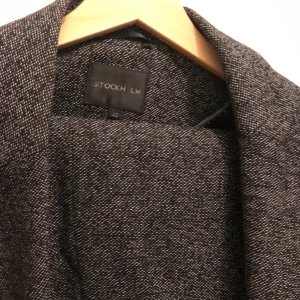 Stockholm LM  kavaj och kjol - I mycket fint skick . Väldigt elegant 