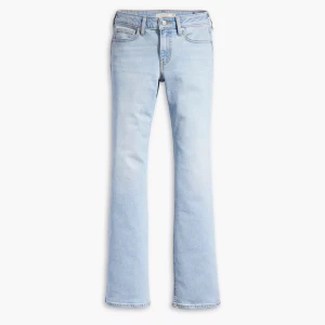 Levis jeans super low 501 - super fina, säljer då de är för tighta för mig och fel färg!! 💌 (lånad bild) 