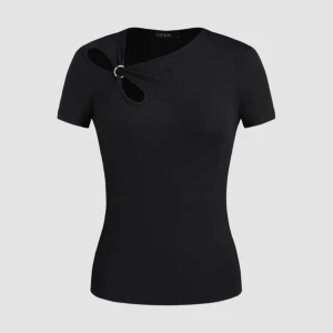 Topp - Jätte fin och formell topp , helt ny och oanvänd med lappar kvar. Jag köpte den för 279kr