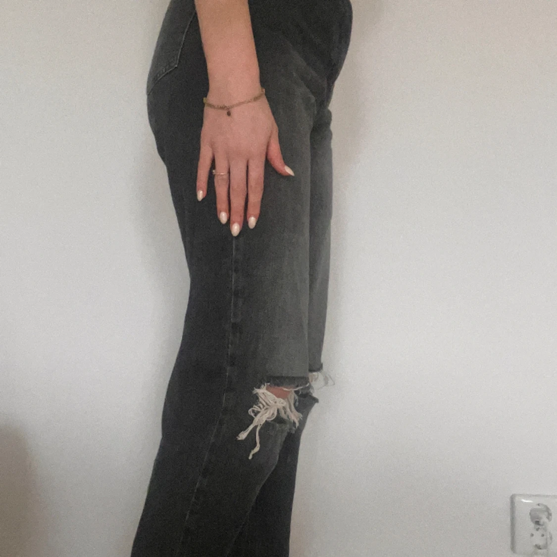 Svarta jeans med hål - 91