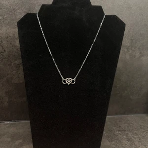 Halsband  - Silver plätering 