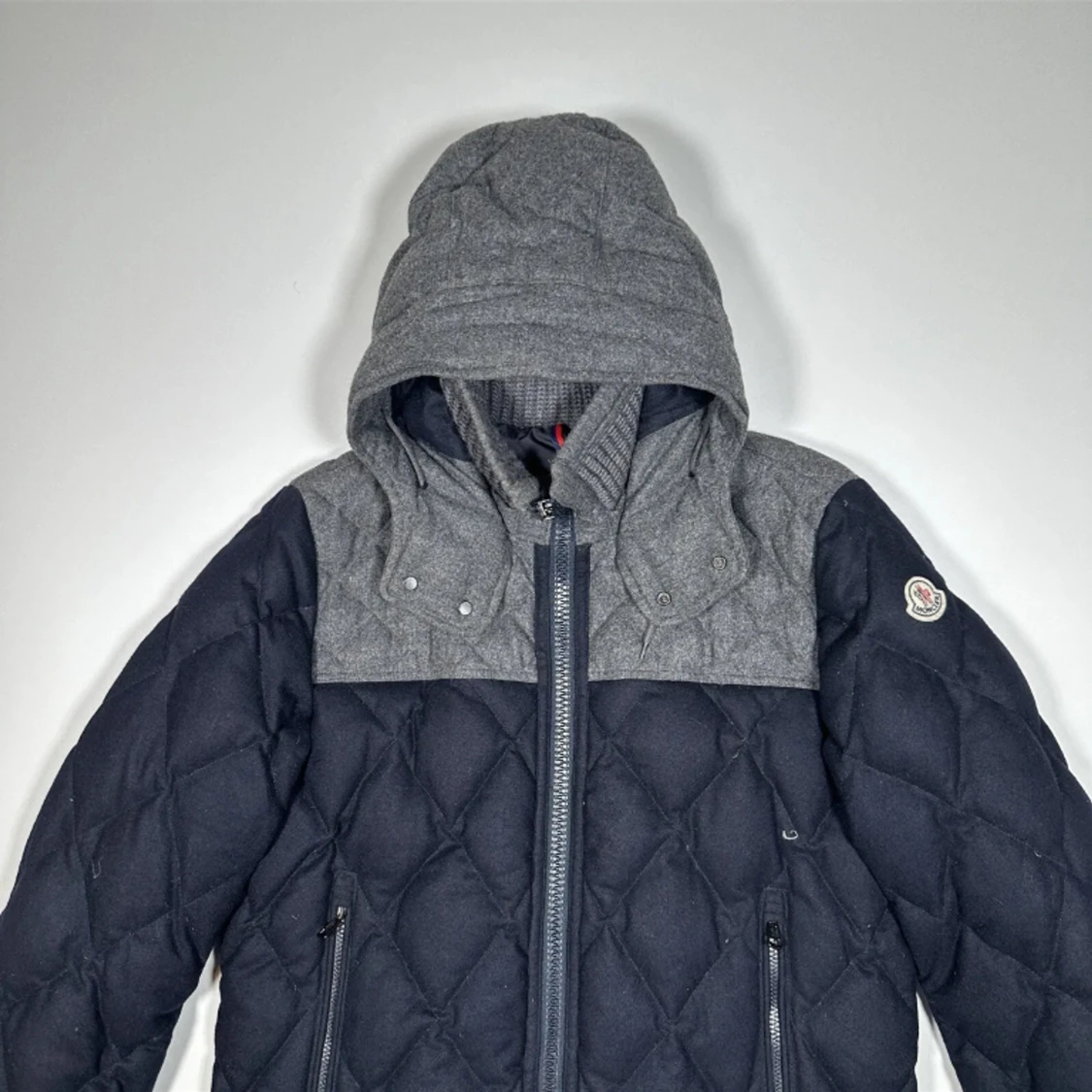 MONCLER JACKA