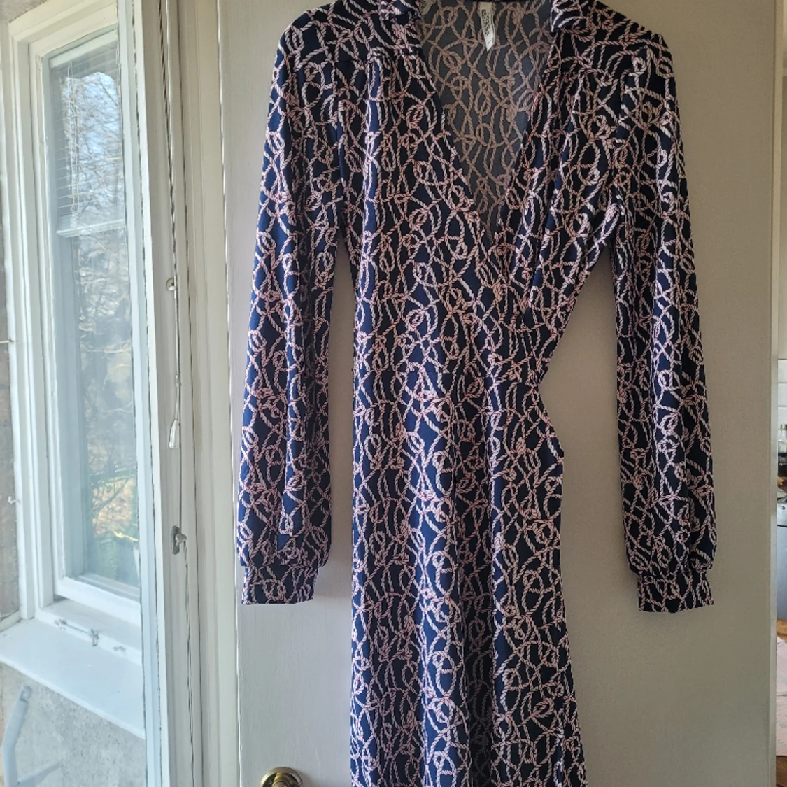 Omlottklänning Chiara Forti Bubbleroom sl 38