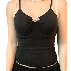 egensytt coquette linne  - 🤍 Linne som jag sytt om och designat!  🤍 Org Kappahl barnstorlek 170 men passar en XS eller S bra!  🤍 Köparen står för frakt!  🤍 Fler linnen som de här kommer snart! Säljer en annan just nu på min profil. ☺️