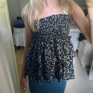 Kjol/ topp - Super söt topp som fungerar även som kjol