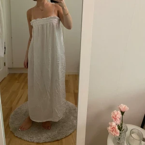 Klänning - Klänning från H&M. Storlek s.