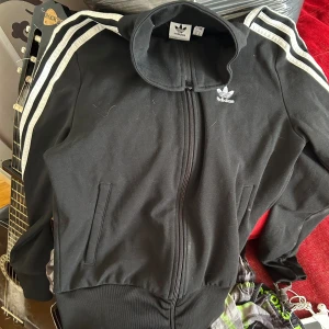 Adidas kofta - Används inte🩶