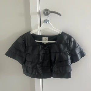 Bolero - Så fin bolero men inge kommit till så mycket användning 