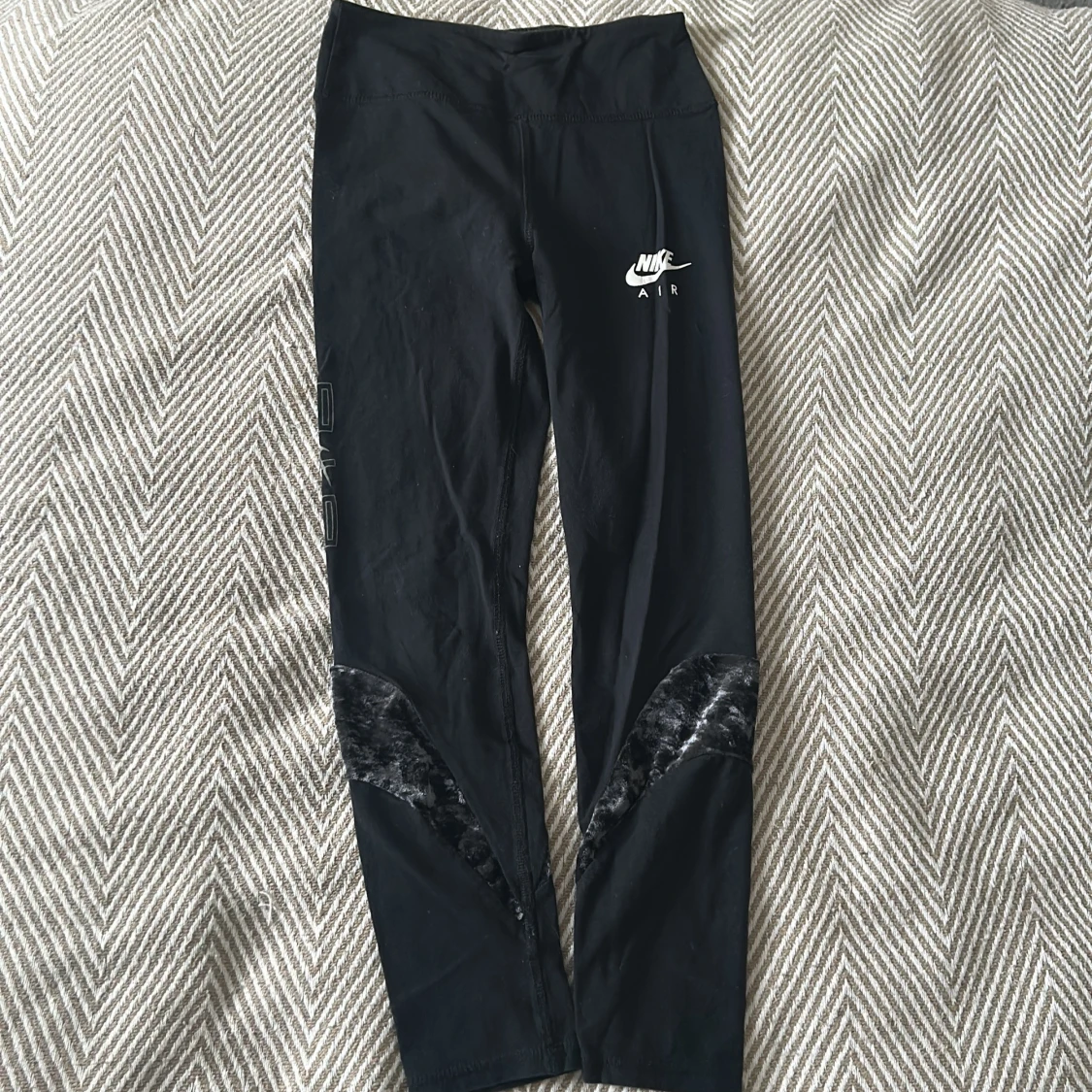 Svarta leggings från Nike Air