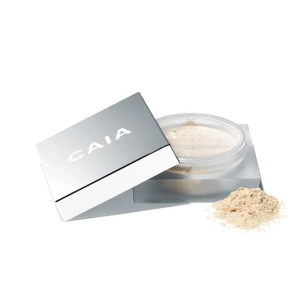 Wake Me Up Powder Banana från CAIA - Säljer ett CAIA Wake Me Up Powder i nyansen Banana. Setting Powder som mattar ner, jämnar ut huden och fixerar din make up. Med dess lätta formula är den enkel att applicera och det mjuka löspudret blir ett med din hud utan att kännas torrt. Appliceras efter foundation och concealer för att fixera din make up och ger ett resultat som håller sig matt hela dagen. 10g ca 8g återstår.