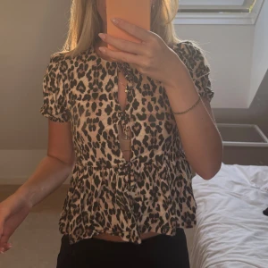 söt leo topp - supersöt