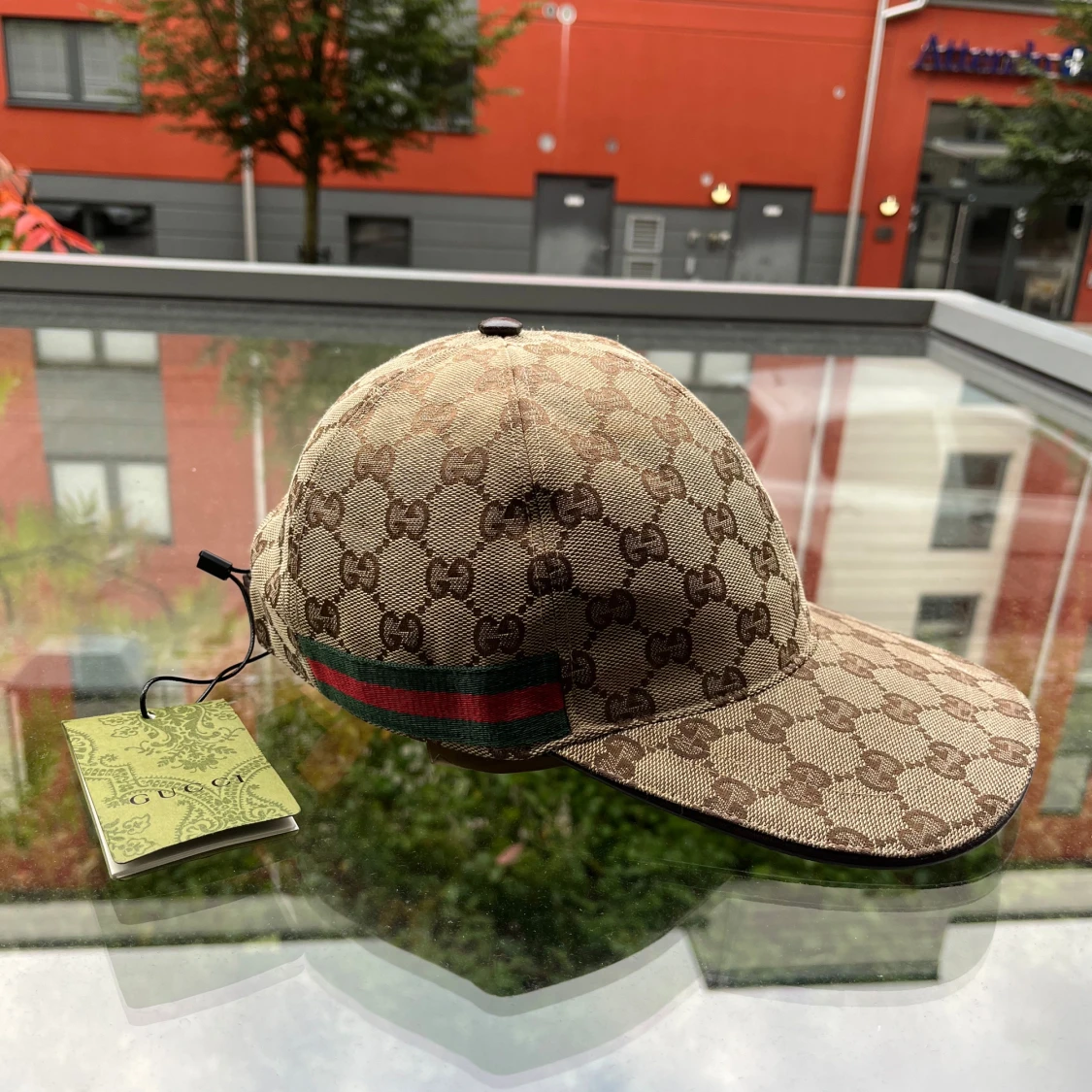 Gucci beige keps med GG-mönster