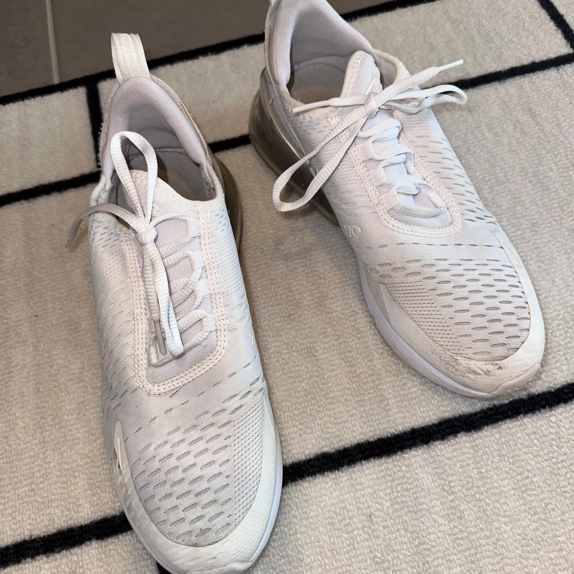 Vita Nike Air Max 270 sneakers unisex - 1