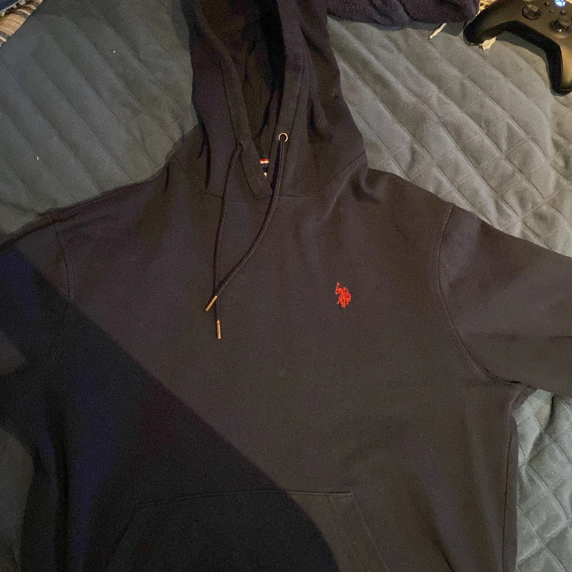 Mörkblå  hoodie från U.S. Polo Assn.