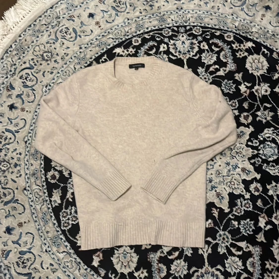 Beige stickad tröja från Paul & friends