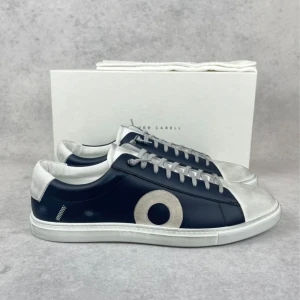 Oliver Cabell low 1 peacoat sneaker - – Condition: 10/10 - brand new  – What is included: Box & dustbag