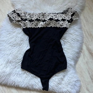 Intimissimi  - Pretty flowers body från intimissimi 💞🪽