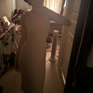 Virkad klänning - superskön