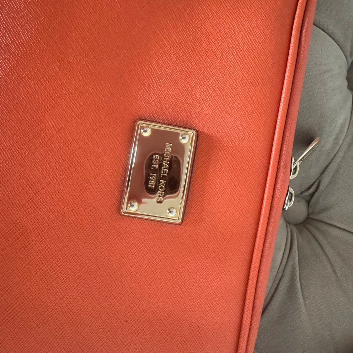 Orange datorväska från Michael Kors - 1