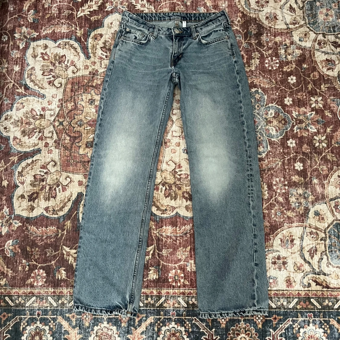Weekday Arrow Low Straight Jeans blå