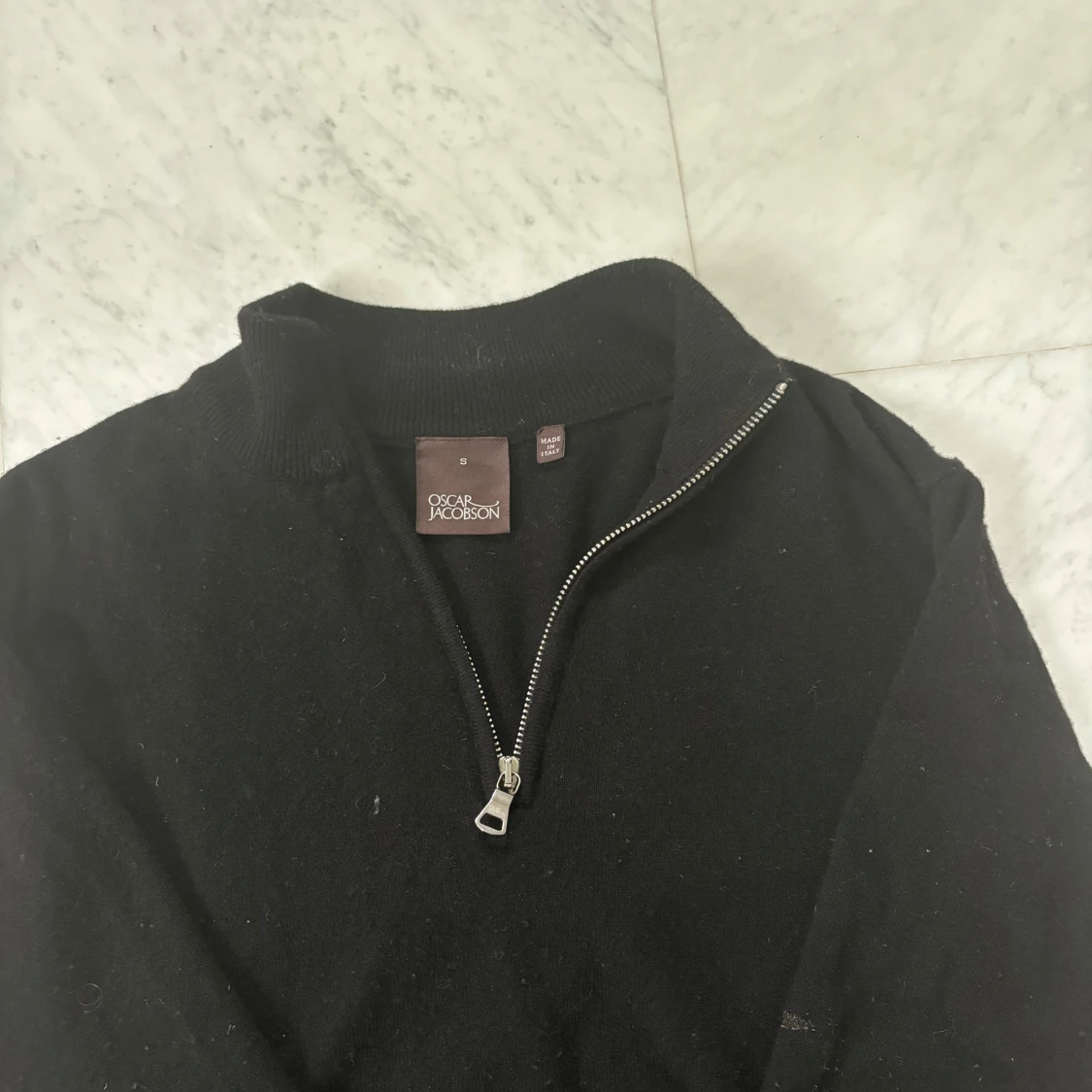 Svart Half zip från Oscar Jacobson - 1